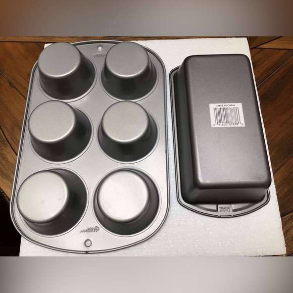 Non- stick bakeware- 2 pieces. NWOT. - Picture 5 of 6